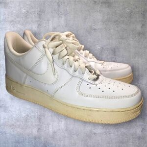 Nike Air Force 1 Low White Sneakers Men’s Size 9